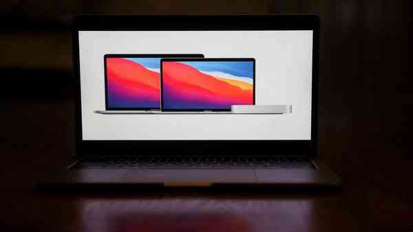 1645428919_macbook_and_mac_mini 1645428919_macbook_and_mac_mini