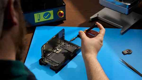 1651074432_apple_right-to-repair_hero_story
