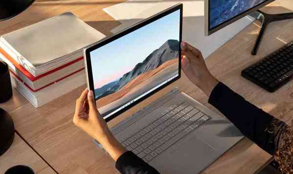 1651599643_surface_book_story