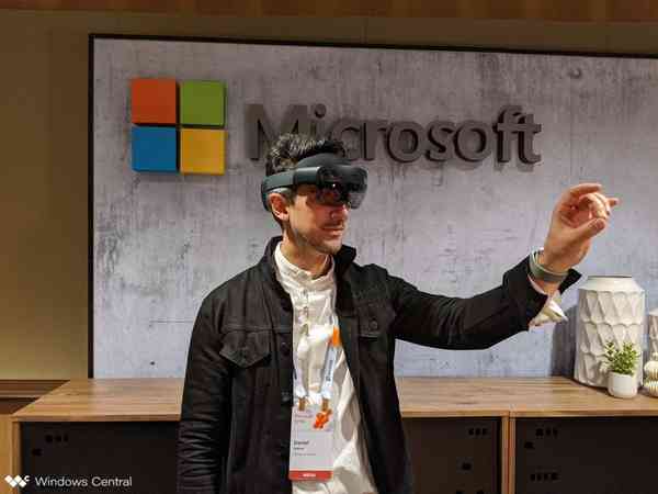 最新的Insider版本将基于Chromium的Microsoft Edge引入了HoloLens 2
