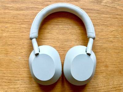4-sony-xm5