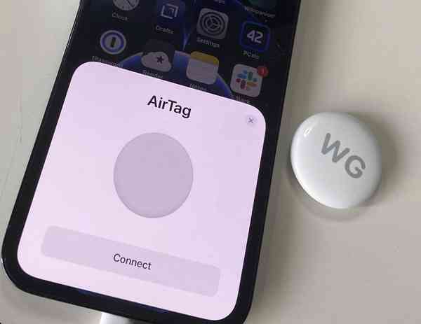 41736-80925-001-Connecting-AirTag-xl 41736-80925-001-Connecting-AirTag-xl