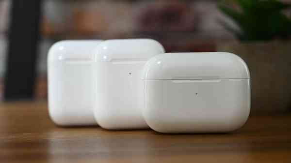 42551-82566-AirPods-set-xl