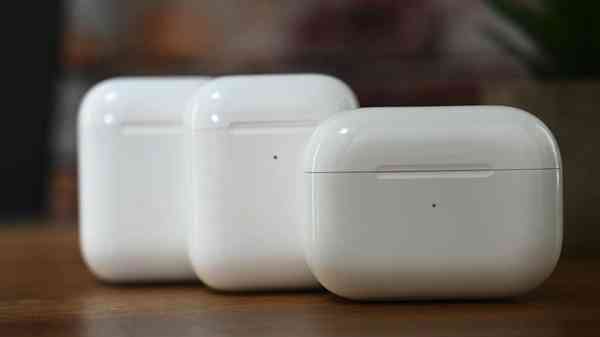 45016-87518-AirPods-lineup-xl