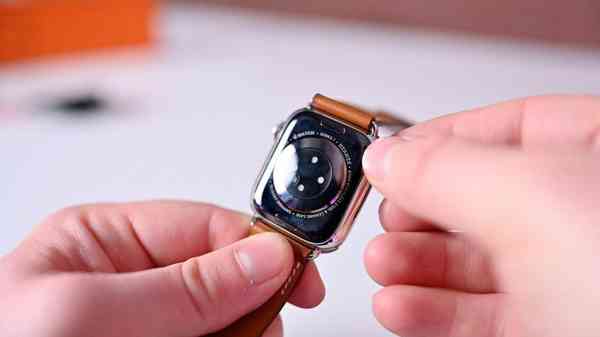 45590-88741-Hermes-Logo-Back-xl