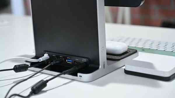 46557-90914-Kensington-StudioDock-Connected-Ports-xl