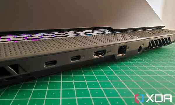 ASUS-ROG-Strix-G15-ports