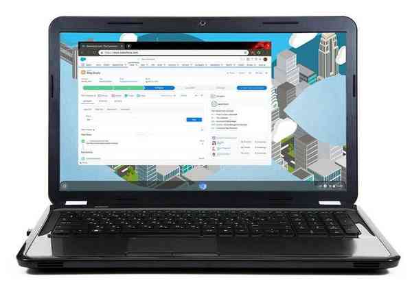 Black-Laptop-with-Salesforce2