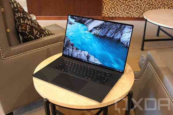 Dell-XPS-17-6-1024x683-1