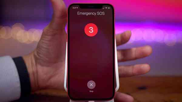 Emergency-SOS-iPhone-12-tutorial-1