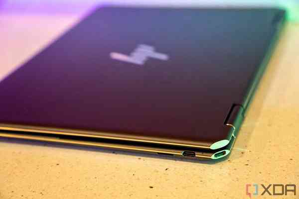 HP-Spectre-x360-13.5-5-1024x683-1