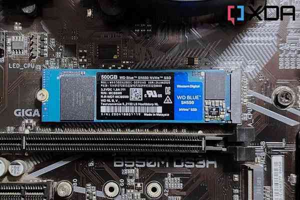 How-to-install-m2-ssd-1024x683-1