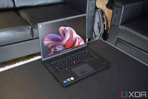 Lenovo-ThinkPad-X1-Extreme-Gen-5-2-1024x683-1