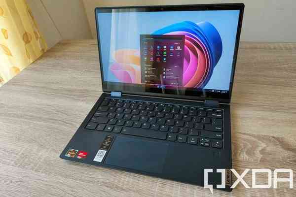 Lenovo-Yoga-6-25-1024x683-1