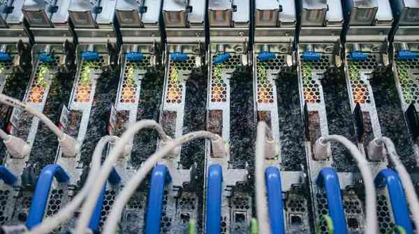 Microsoft-Liquid-Cooling-datacenter