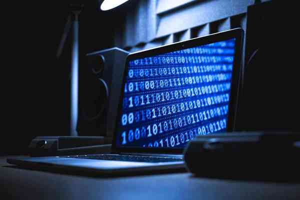 Moonbounce-is-a-persistent-malware-that-can-survive-drive-formats-and-OS-reinstalls