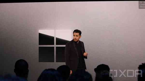 Panos-Panay-2-1024x575-1