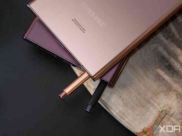 Samsung-Galaxy-S22-Ultra-vs-Galaxy-Note-20-Ultra-XDA-002271-1024x769-1