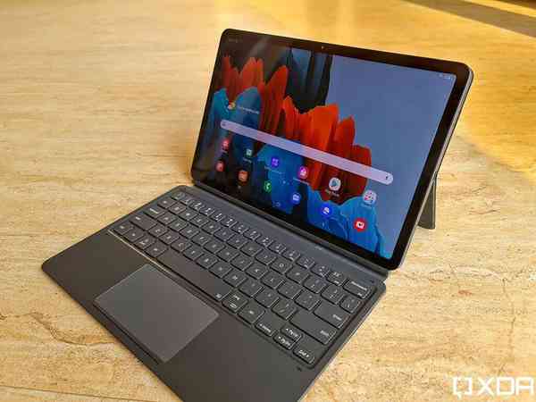 Samsung-Galaxy-Tab-S7-XDA-Review-Display-Keyboard-Cover-1024x768-1