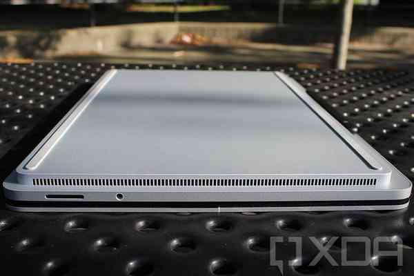 Surface-Laptop-Studio-17-1024x683-1