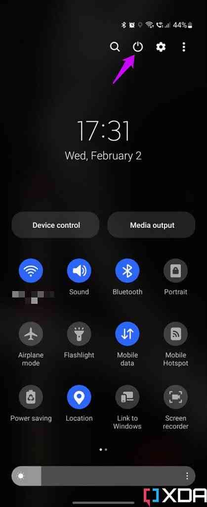 Switch-off-Galaxy-Z-Flip-3-from-Quick-Settings-menu-1-419x1024-1