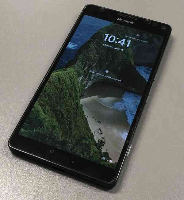 Windows-11-on-Lumia