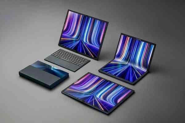 Zenbook-17-Fold-OLED_UX9702_Versatile-modes-1024x683-1