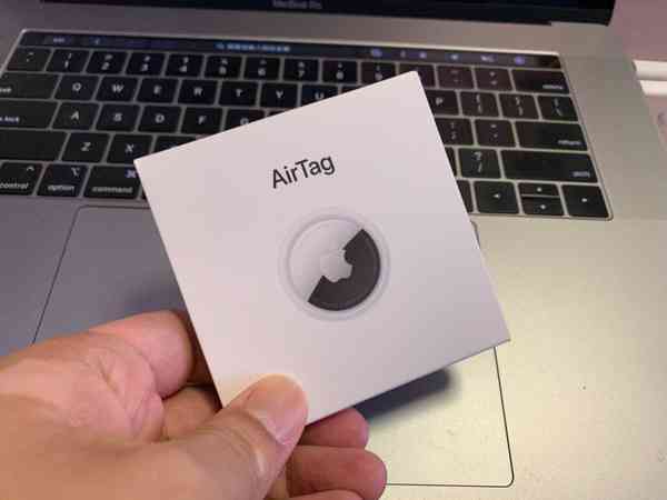 airtag-box-1024x768-1