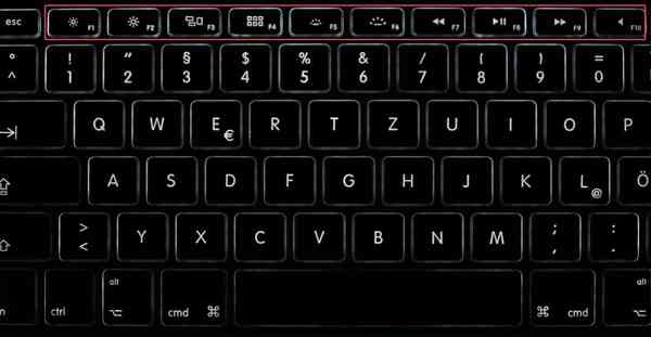 alexander-sinn-07bxCZgKY-k-unsplash