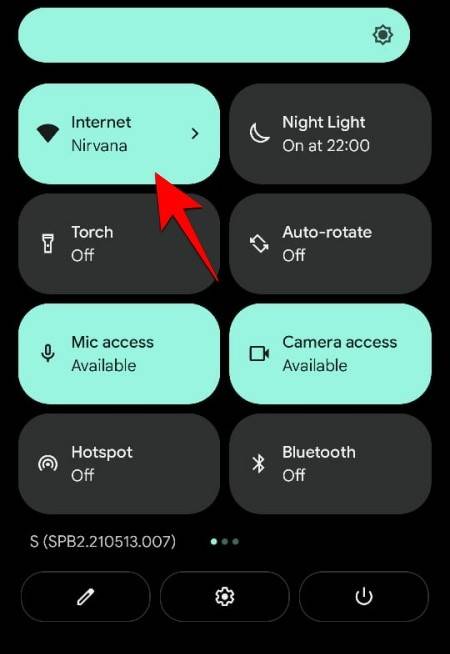 android-12-internet-toggle-01 android-12-internet-toggle-01