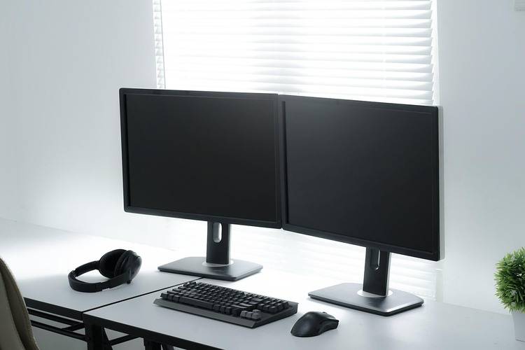 dual-monitors dual-monitors