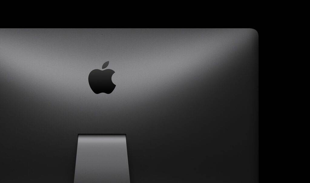 imac-pro-gallery-2-1024x606-1