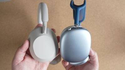 sony-headphones-2