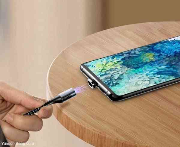 usb-c-magnetic-plug-2