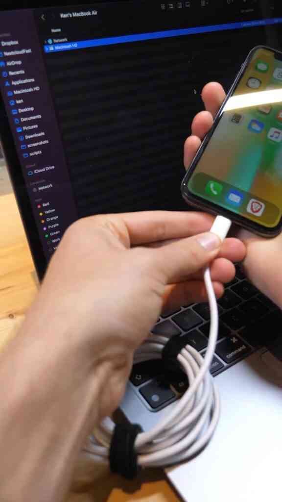 usbc-iphone3-576x1024-1 usbc-iphone3-576x1024-1