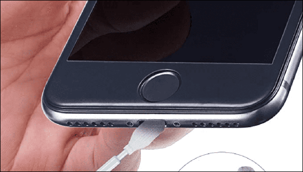 1-phone-cleaning-brush-set 1-phone-cleaning-brush-set