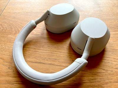 5-sony-xm5 5-sony-xm5