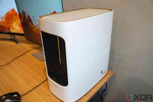 Acer-ConceptD-500-10-1024x683-1