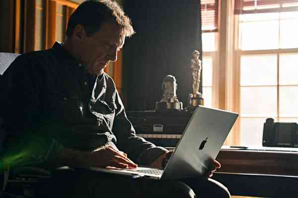 Apple-Mac-Skywalker-Sound-Tom-Myers_big.jpg.large_2x-1024x682-1