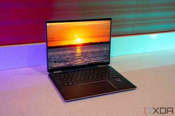 HP-Spectre-x360-13.5-12-1024x683-1