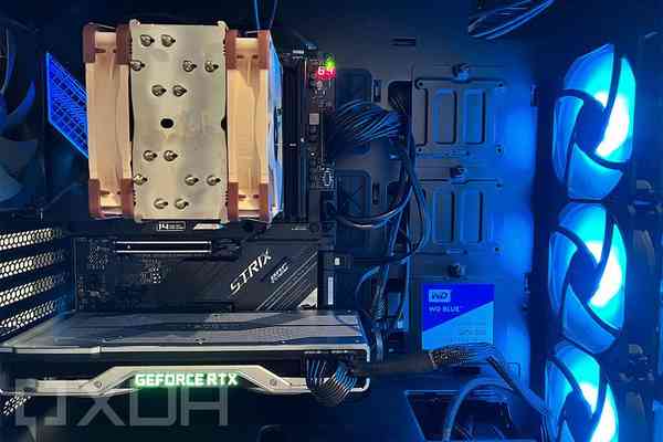 Intel-Core-i9-12900K-14-1024x683-1 Intel-Core-i9-12900K-14-1024x683-1