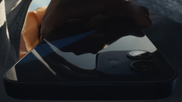 Meet-iPhone-12-Apple-0-2-screenshot