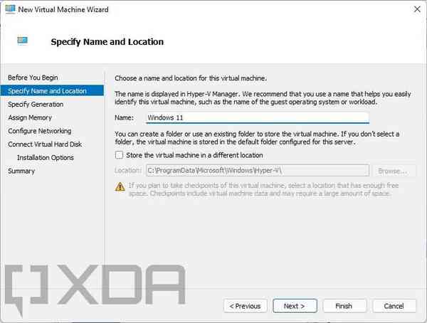 Specifying_a_VM_name_and_location_in_the_Virtual_Machine_Wiz
