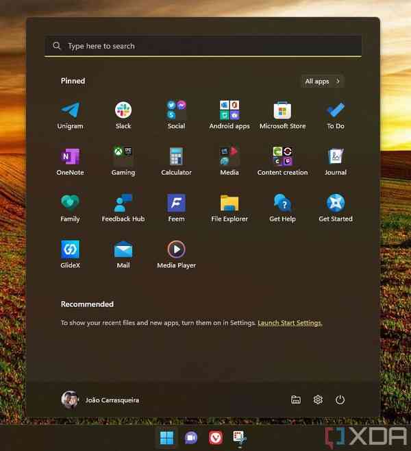 Windows-11-Start-menu-with-More-pins-layout-and-recommended-content-disabled Windows-11-Start-menu-with-More-pins-layout-and-recommended-content-disabled