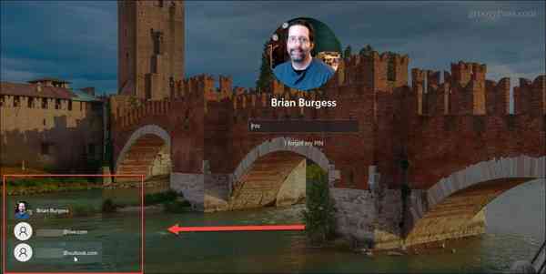 Windows-11-login-Screen