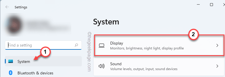 display-min