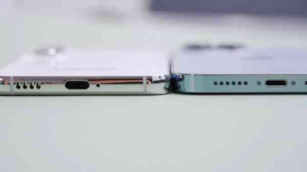 samsung-galaxy-s22-vs-iphone-13-pro-max-2