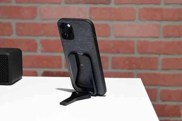 38303-72766-Peak-Design-Mobile-Tripod-Kickstand-Mode-xl