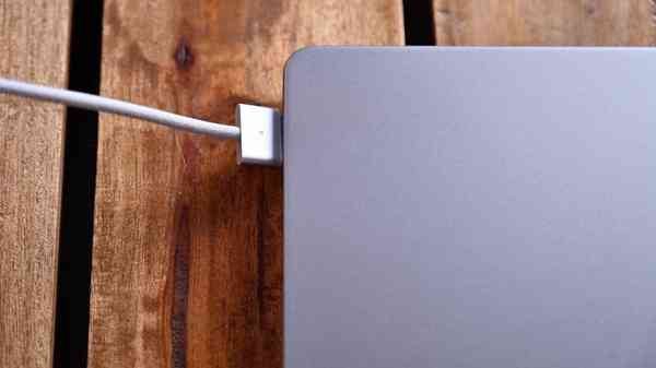45504-88672-MagSafe-on-Mac-xl
