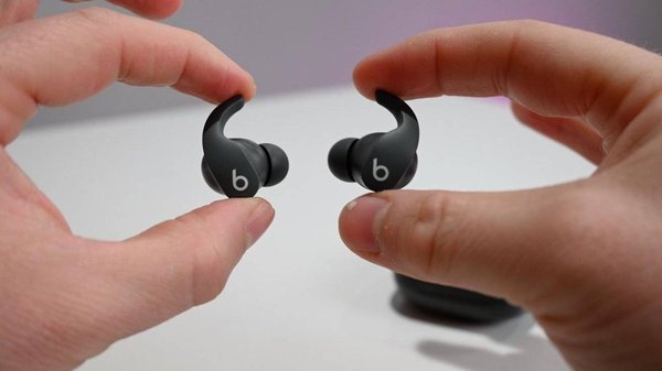 45518-88614-Beats-Fit-Pro-xl